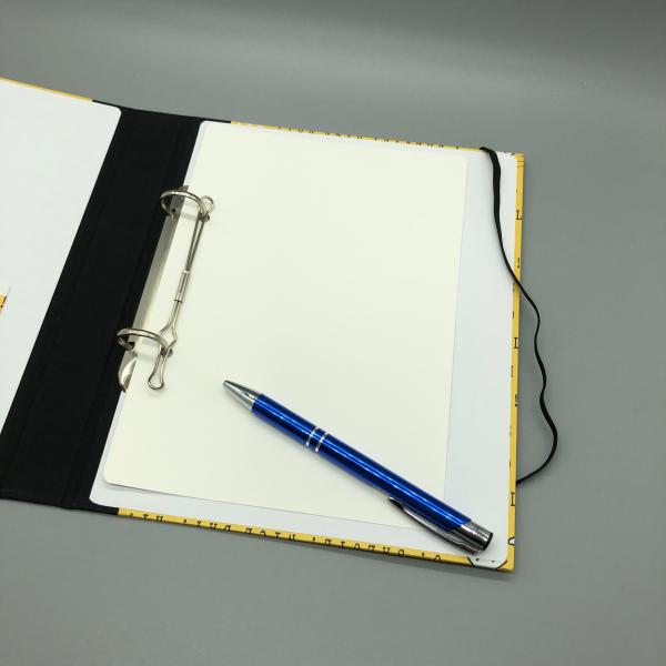 Planer Ringbuch Ringmechanik  schwarz Innenseite Deckblatt Stift Gummiband
